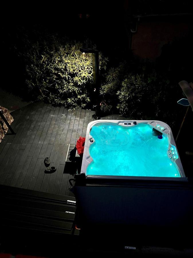 Villa Les Mimosas Spa-Jacuzzi Сен-Рафаэль Экстерьер фото
